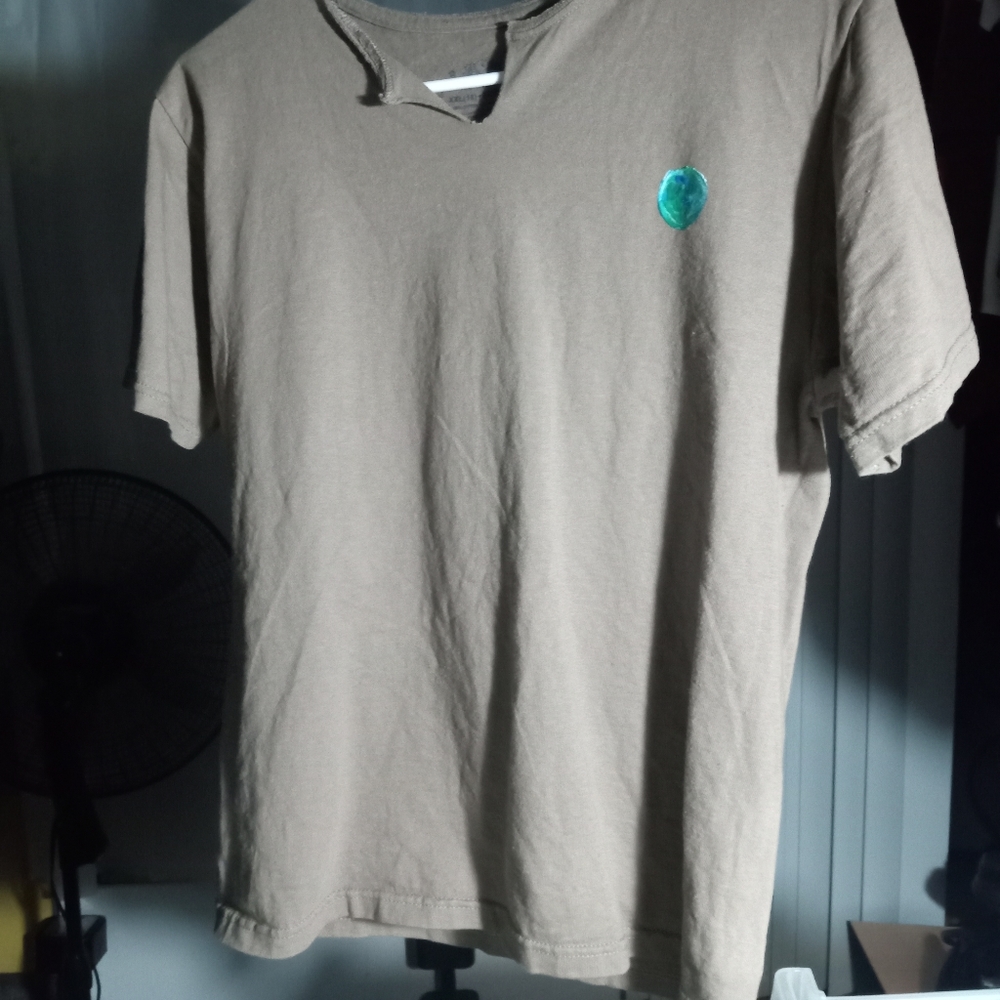 TR÷ hardcore workout shirt.